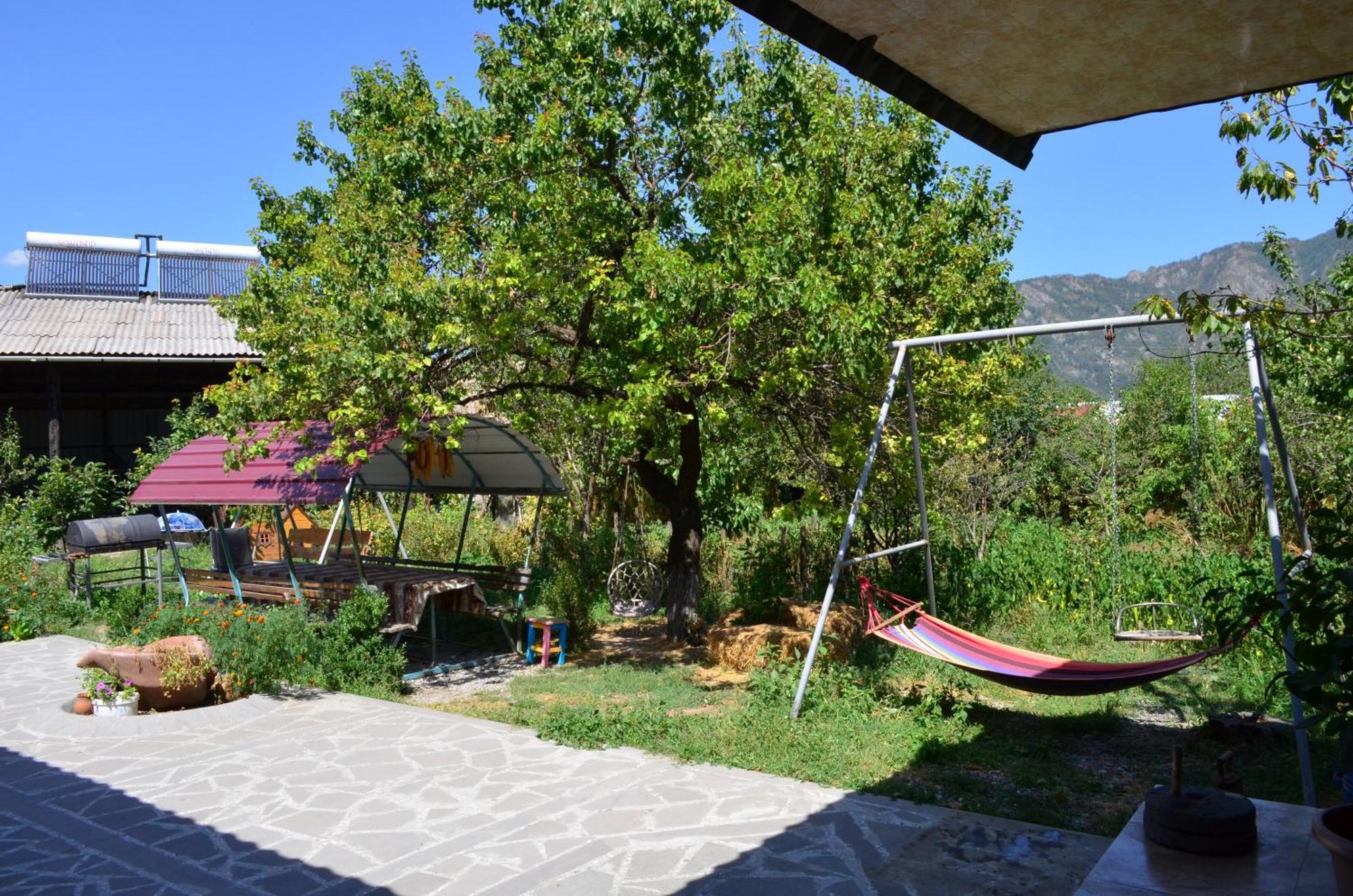 Aghasu Tun B&B Odzun Dış mekan fotoğraf