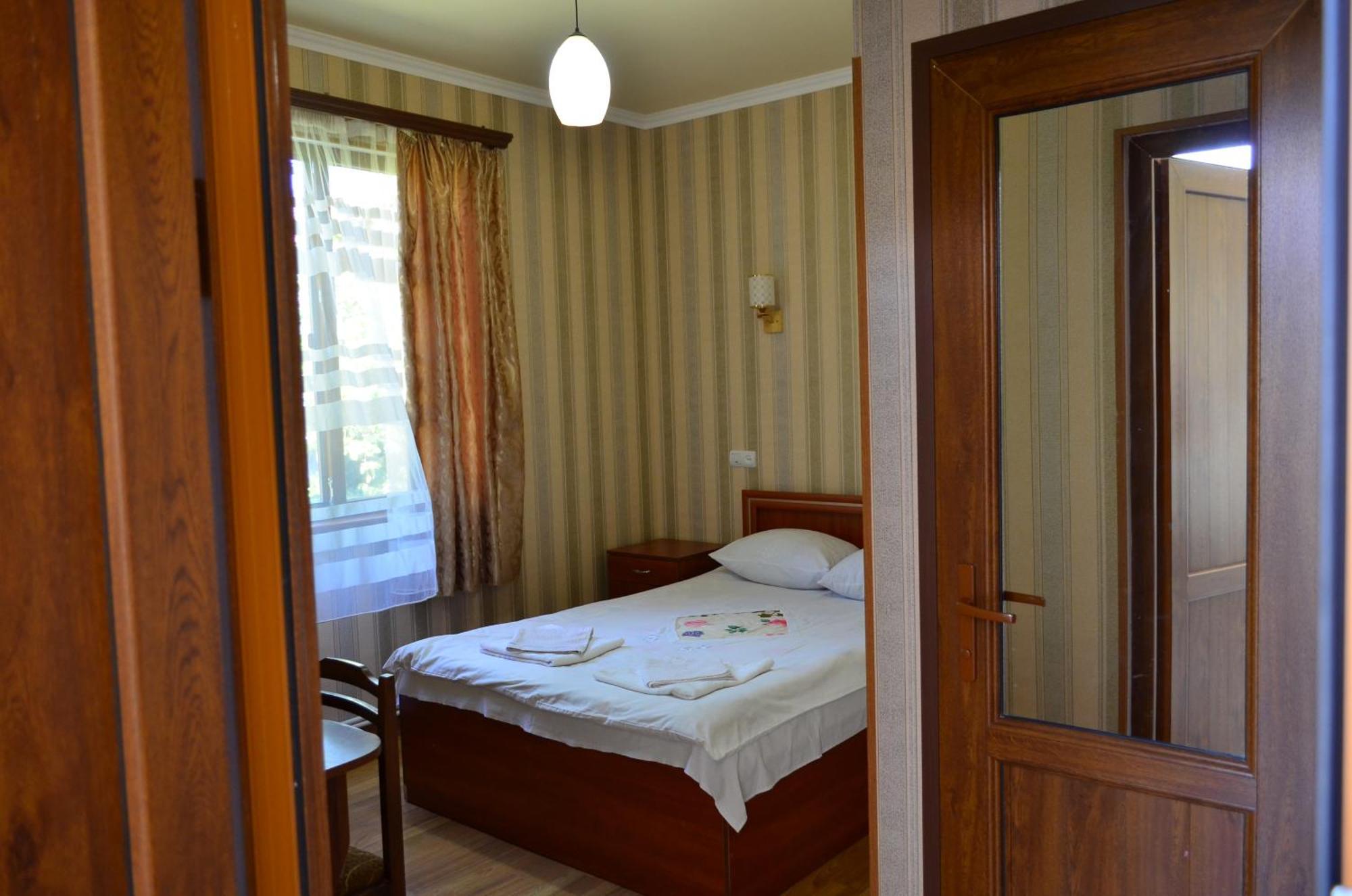 Aghasu Tun B&B Odzun Dış mekan fotoğraf