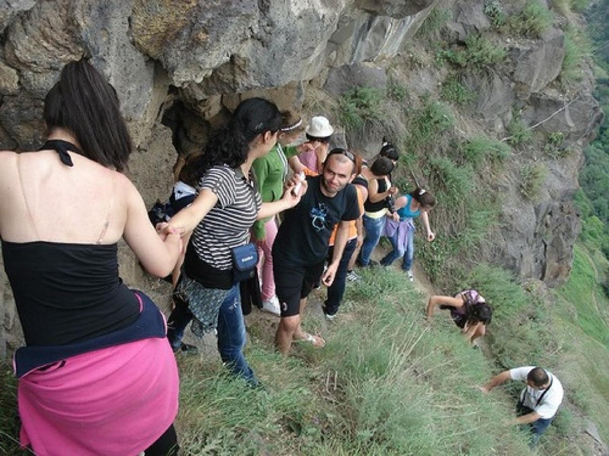 Aghasu Tun B&B Odzun Dış mekan fotoğraf